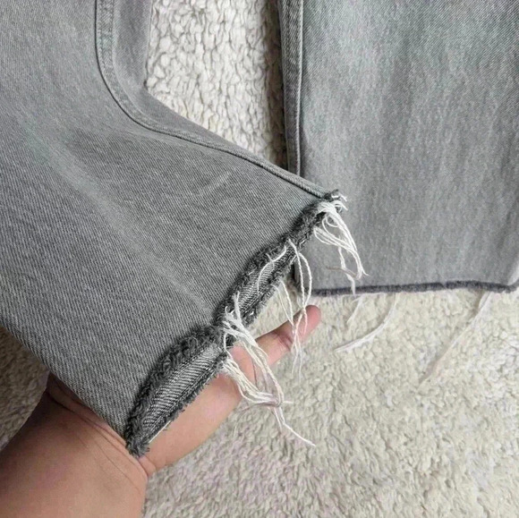 Levi's Gray Ankle & Cropped Jeans - Picture 6 of 11